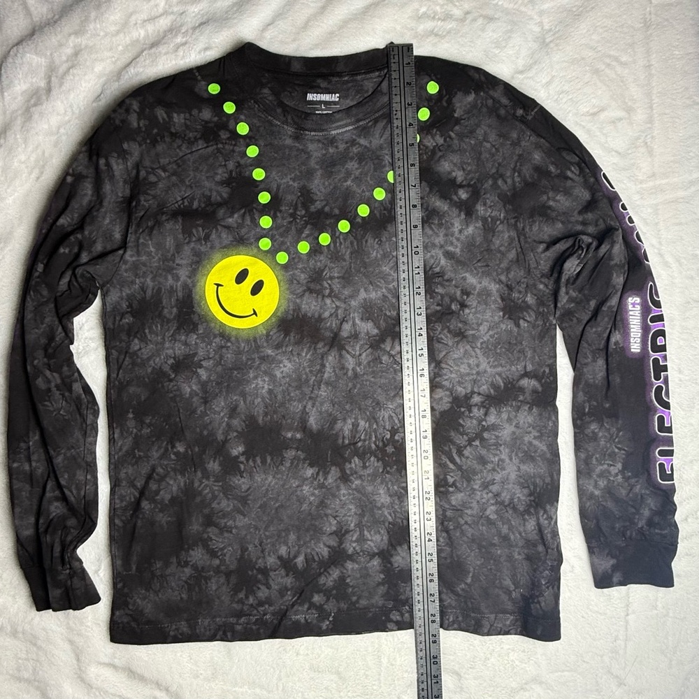 Insomniac ELECTRIC MILE EDC
Festival Long Sleeve Bleached Shirt - Picture 6 of 9